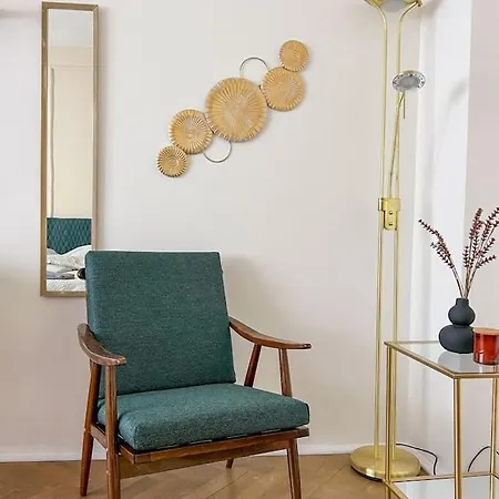 96m2 Of Comfort And Style: 4bd In Old Town Διαμέρισμα Μπρατισλάβα